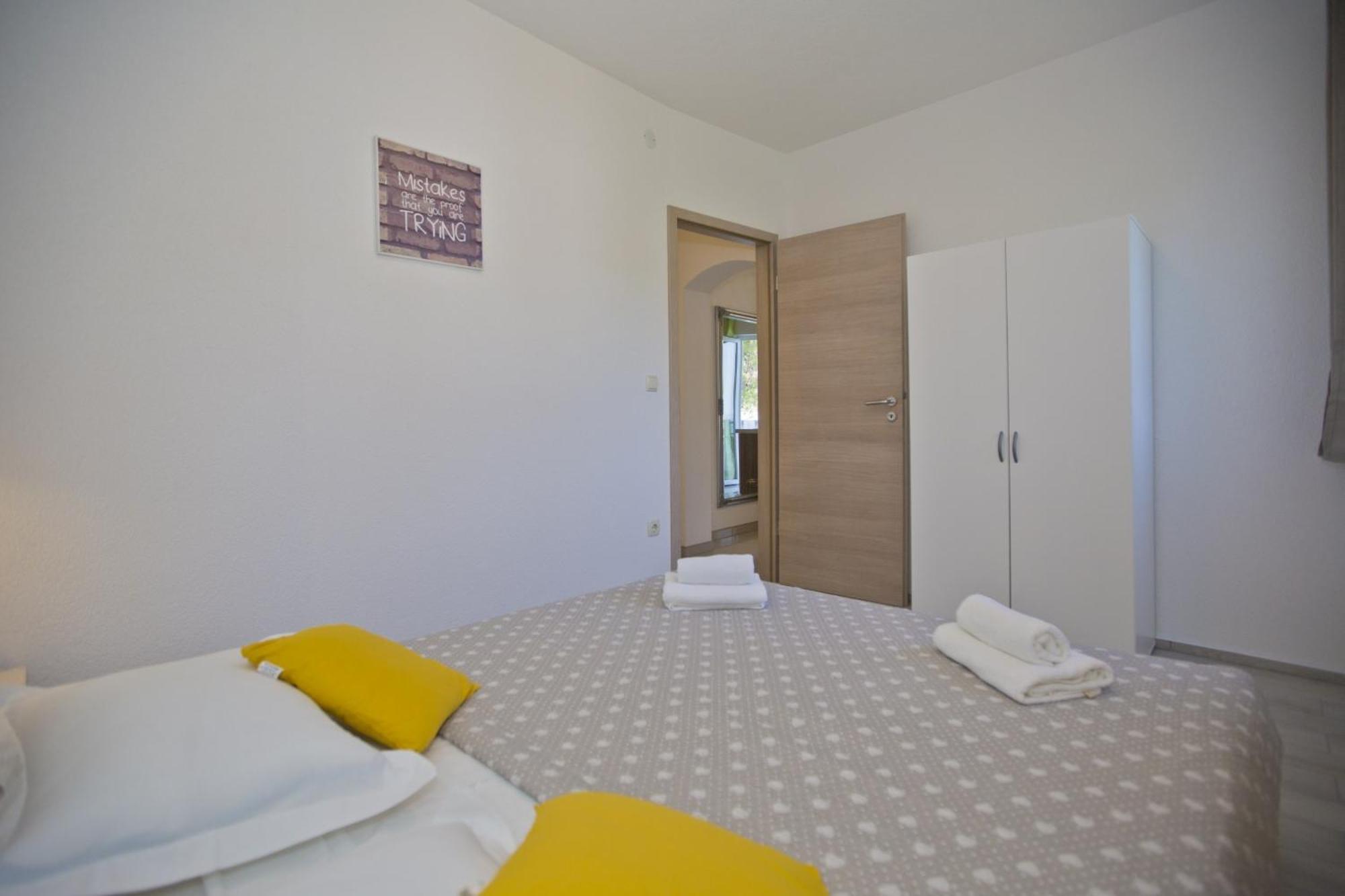 Apartments By The Sea Cove Zastupac, Hvar - 8761 Hvar Town Oda fotoğraf